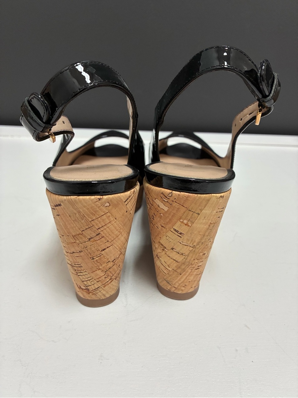 Stuart Weitzman Black Patent Cork Wedge Slingback Peep-Toe Heels - Picture 4 of 7